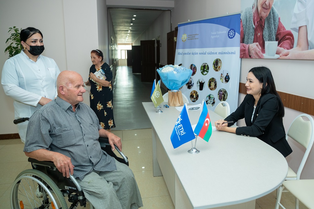 Tənha ahıllar üçün tibbi müayinələr təşkil olunub