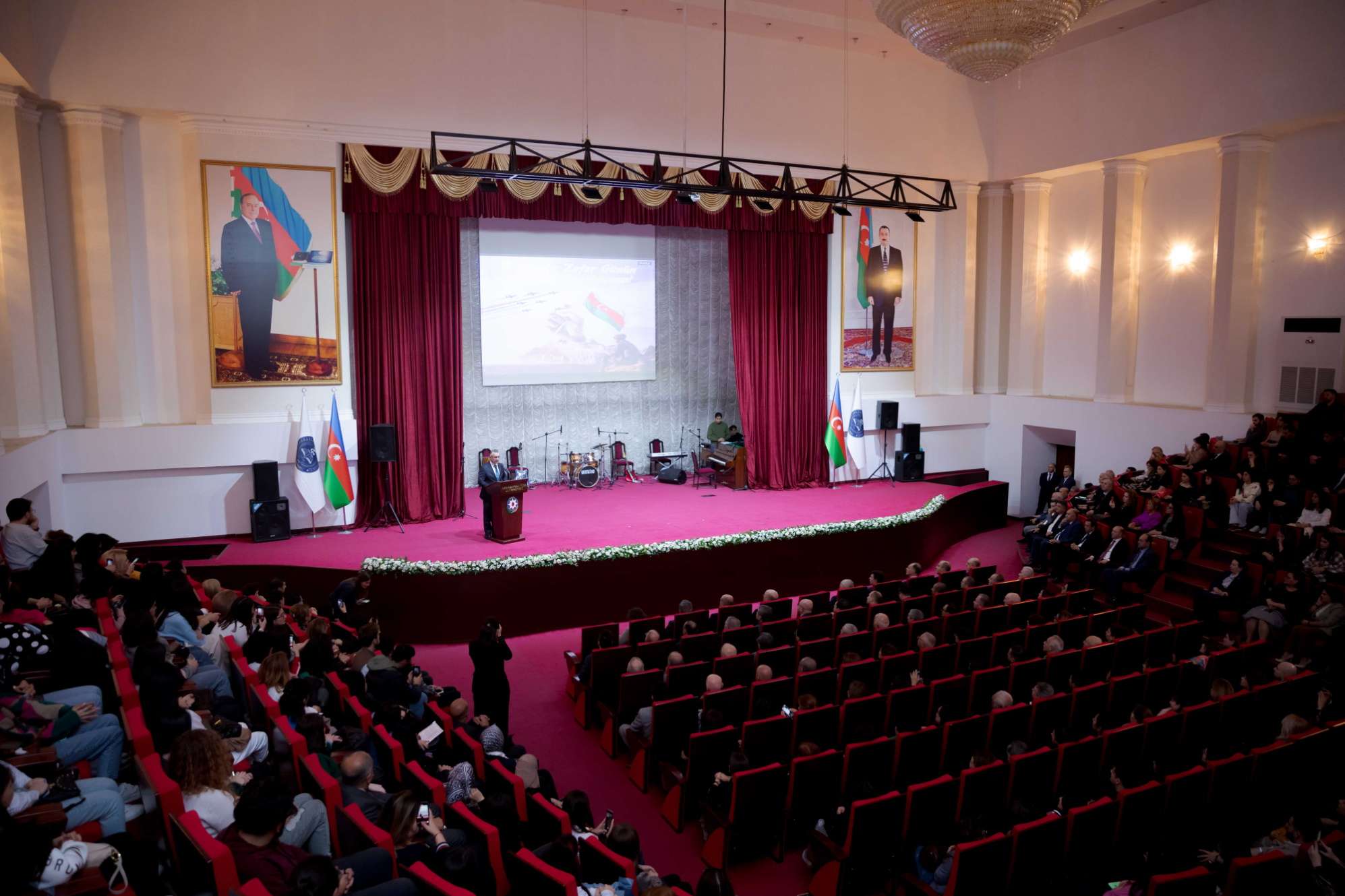 Azərbaycan Tibb Universitetində (ATU) 8 Noyabr – Zəfər Gününün 2-ci ildönümünə həsr olunmuş tədbir keçirilib