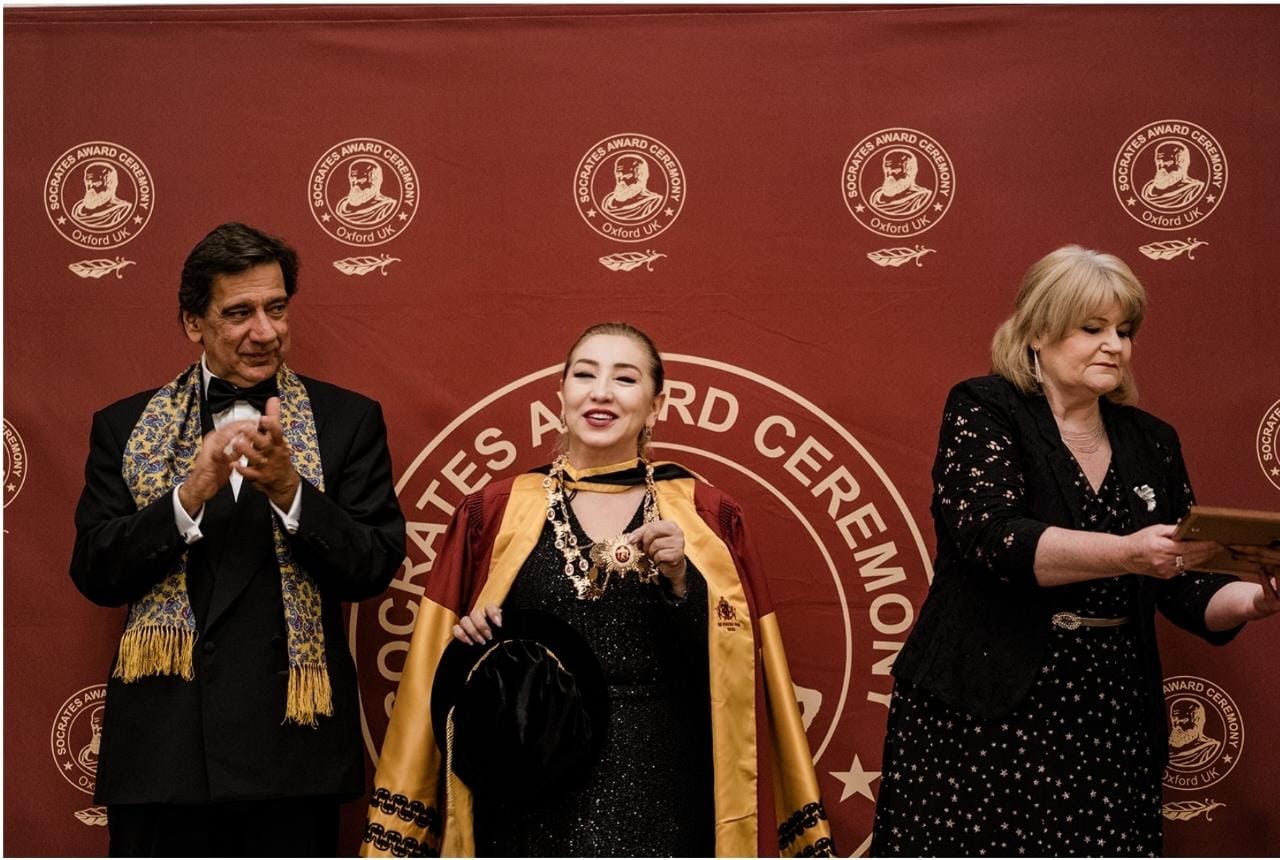 Məlahət Qəhrəmanova Londonda qızıl medalla təltif edildi – Video