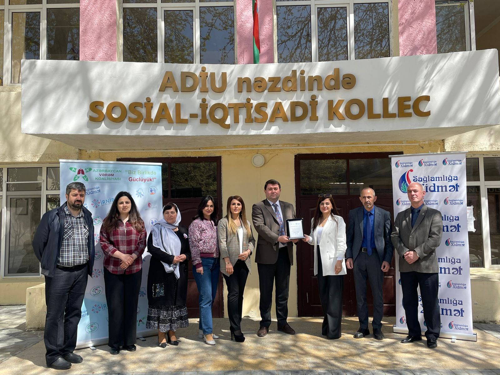 Sabunçu rayonunda Ulu Öndər Heydər Əliyevin 100 illiyinə həsr olunmuş səhiyyə aksiyası keçirilib