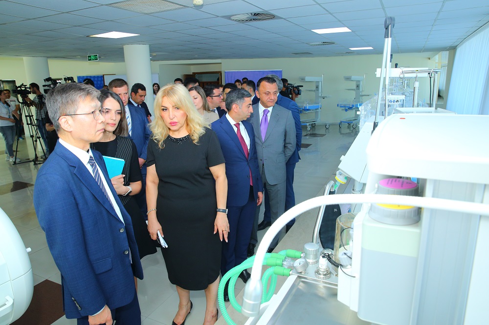 Koreya hökuməti ölkəmizə tibbi avadanlıqlar ianə edib