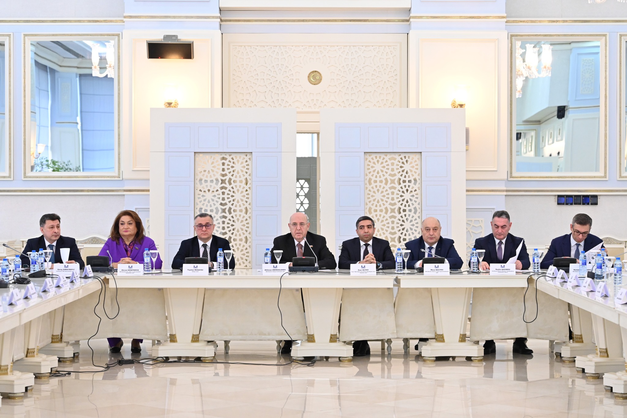 Milli Məclisin Səhiyyə komitəsində “İlkin səhiyyə xidməti: mövcud vəziyyət, görülən işlər, problemlər və onların həlli yolları” mövzusunda dinləmə keçirilib