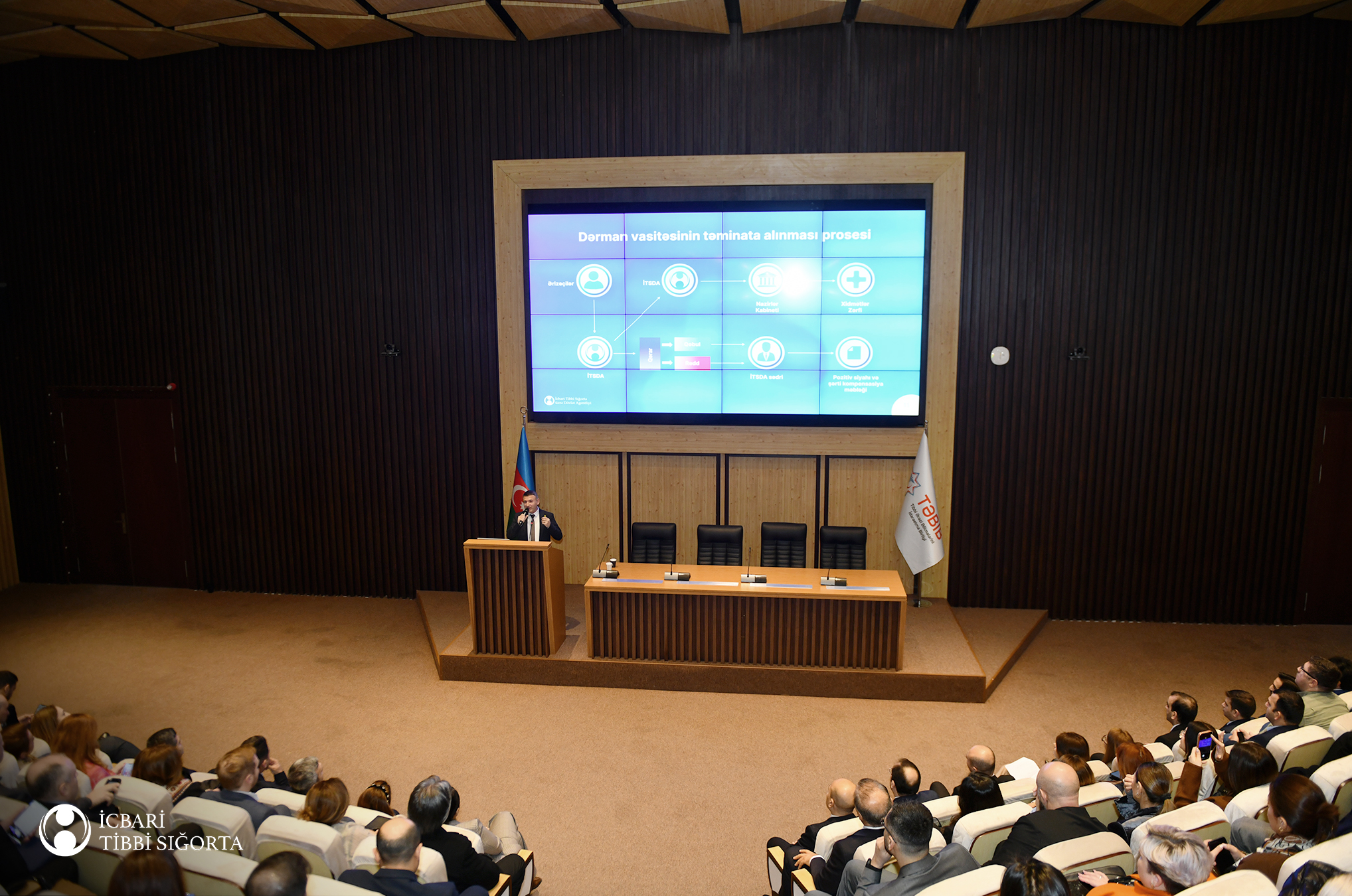 “İcbari tibbi sığorta ilə ambulator dərman təminatı” mövzusunda əczaçılıq şirkətləri və aptek təşkilatları ilə görüş keçirilib